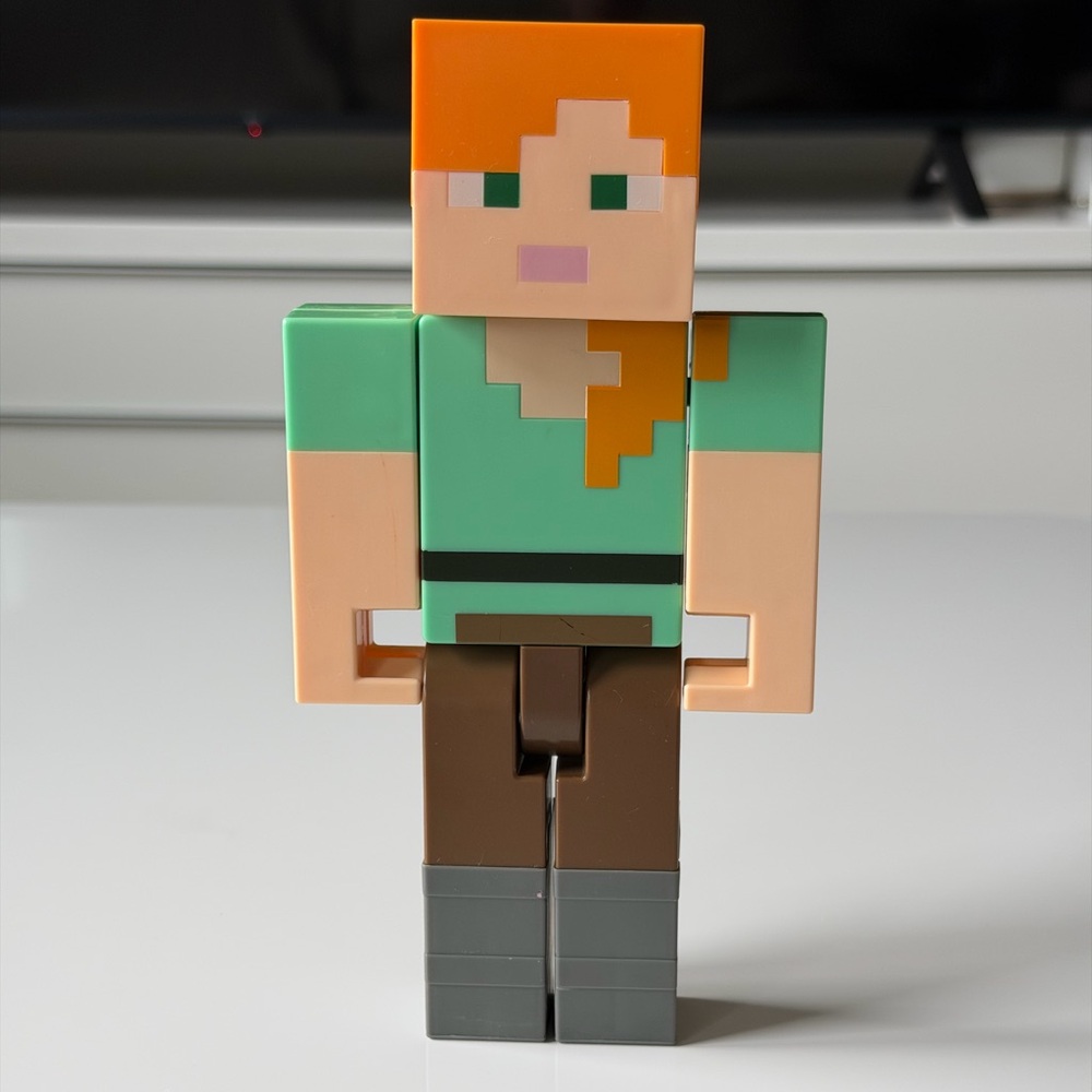 Minecraft Inspired Alex Girl Large Scale Action Figure